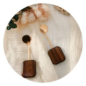 Earrings, handcrafted, straw, wood, accessories